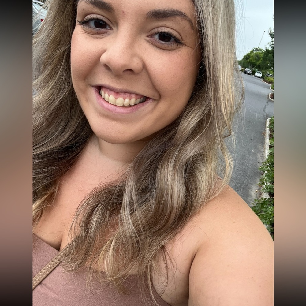 Meet your Posher, Breanna